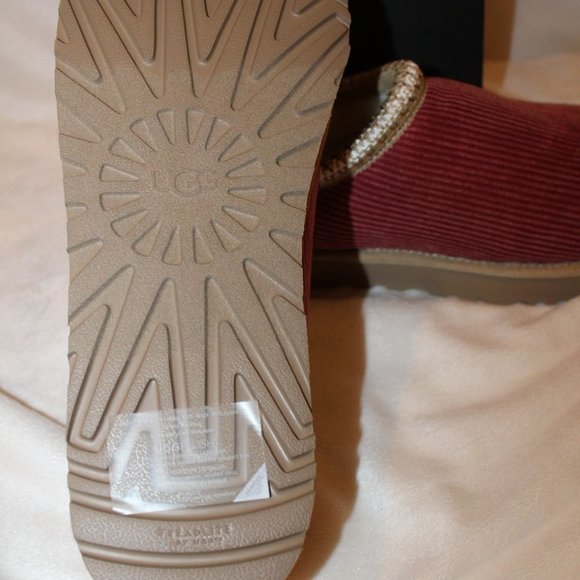 NIB UGG MEN'S TASMAN CORDUROY SLIP ON SHEARLING LINED‎ SLIPPERS RED - Picture 8 of 8